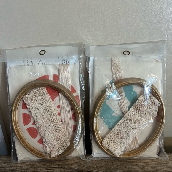 2 Vintage Charmin Chainstitching Kits Framed Sewing Project Butterfly & Shell - Picture 2 of 8